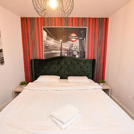 בוקרשט Central Unirii - Old Town Apartments מראה חיצוני תמונה