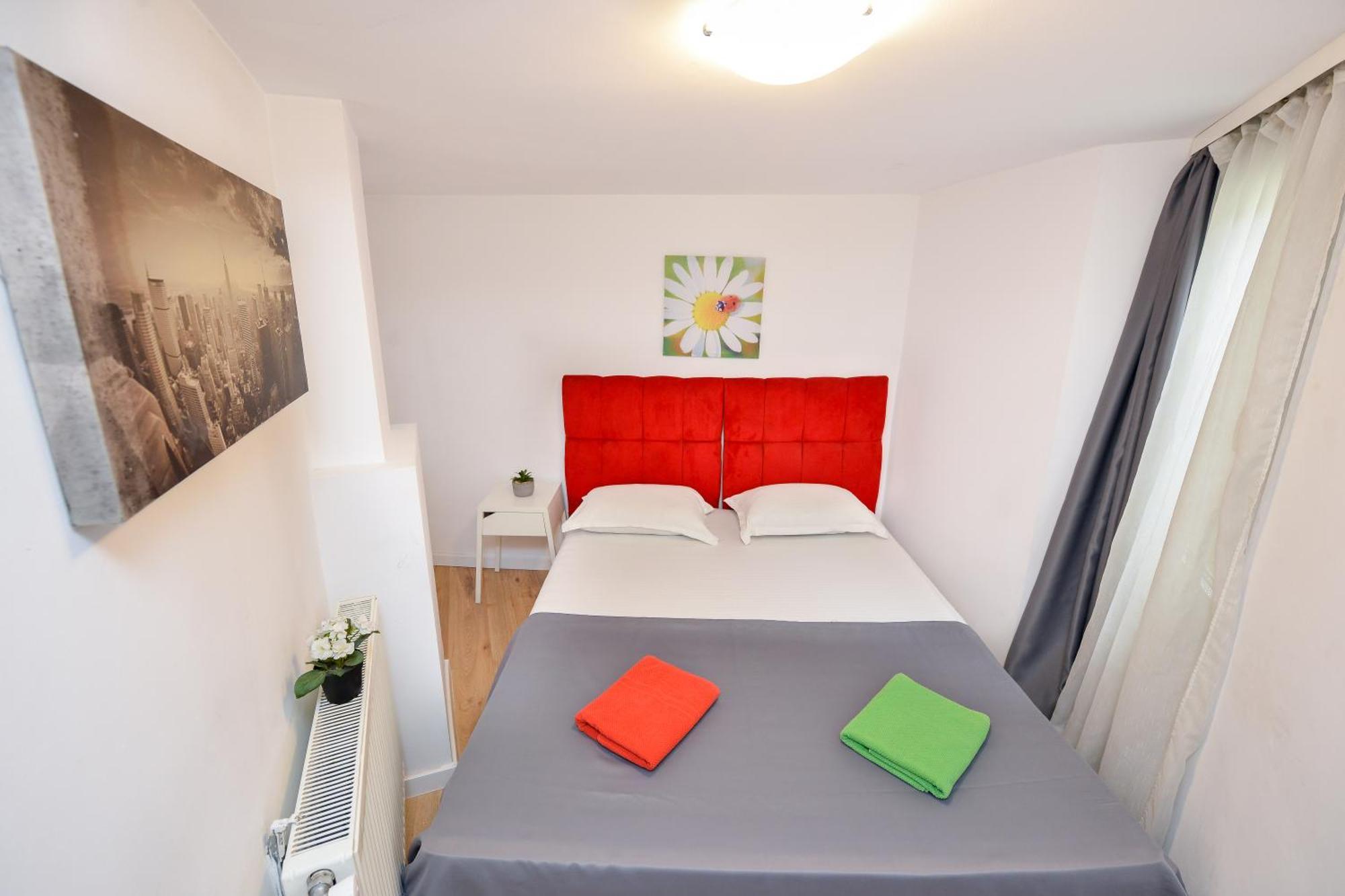 בוקרשט Central Unirii - Old Town Apartments מראה חיצוני תמונה